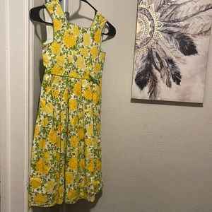 Vintage style Yellow flower dress